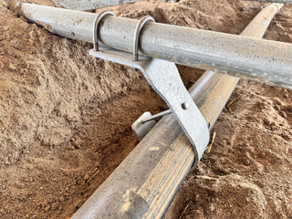 Stein-Way Stall Mount Brisket Pipe Bracket