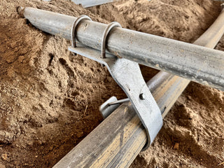 Stein-Way Stall Mount Brisket Pipe Bracket