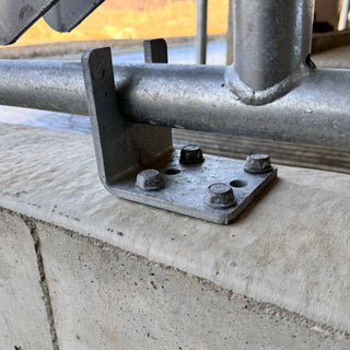 Stein-Way Curb Support Bracket